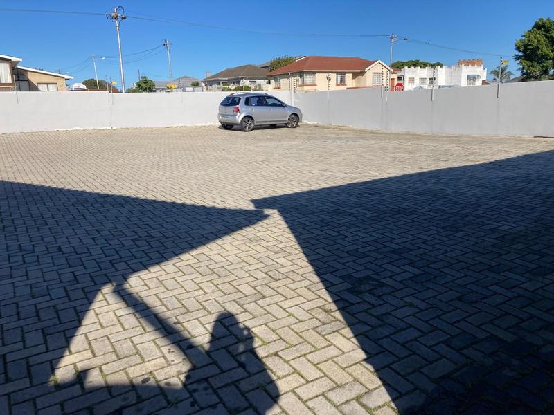 To Let Commercial Property for Rent in Newton Park Eastern Cape